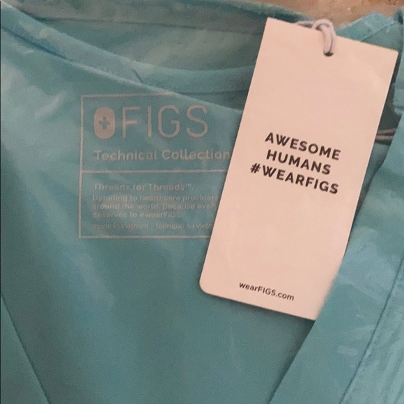 *LAST ONE!* XL Catarina One Pocket Top, Neon Blue - Picture 7 of 8